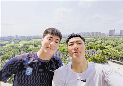 寺庙双乳高耸嗯啊h在线视频