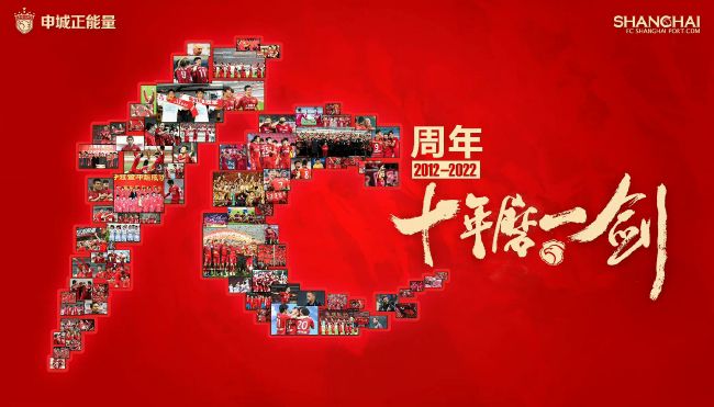 班长用她的玉足白丝帮我爽