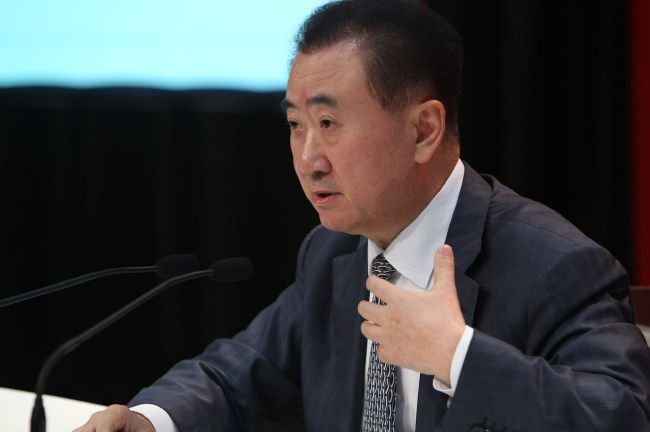 男同体育生gay吞精流白色