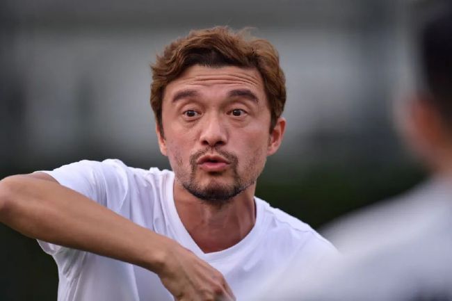 伊人爱爱网